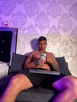 Snapshot of ThiagoBlaze chatting on January 15, 2026, 10:07 am ThiagoBlaze online show from January 15, 2026, 10:07 am