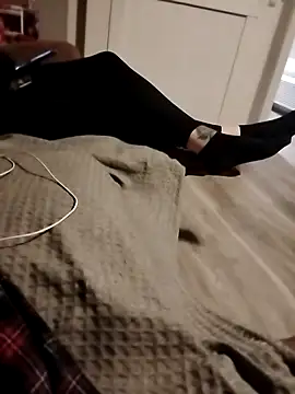 Snapshot of hugenicecock7979 chatting on September 24, 2025, 5:14 am hugenicecock7979 online show from September 24, 2025, 5:14 am