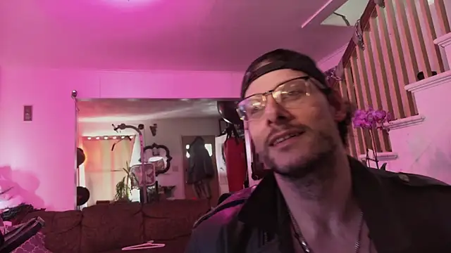 MasterDaddyCool online show from March 8, 2026, 6:55 pm