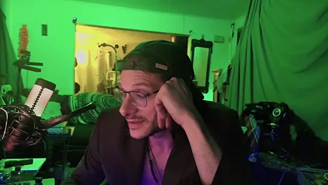 MasterDaddyCool online show from February 24, 2026, 5:08 am