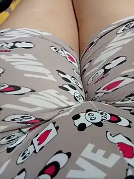 Snapshot of Sweet-arian chatting on November 12, 2025, 8:51 am Sweet-arian online show from November 12, 2025, 8:51 am