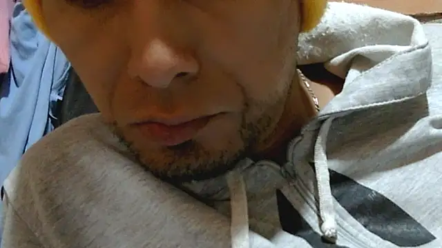 Snapshot of Boycumlatino chatting on March 24, 2026, 1:33 pm Boycumlatino online show from March 24, 2026, 1:33 pm