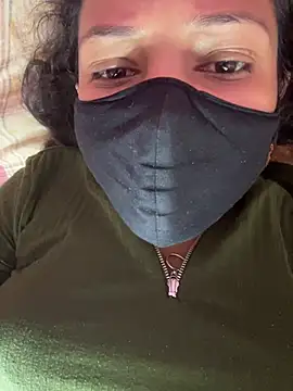 Priyajaanbaby online show from April 13, 2026, 4:49 am