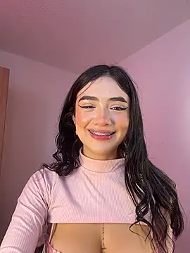 mandy222  online show from April 12, 2026, 9:51 pm