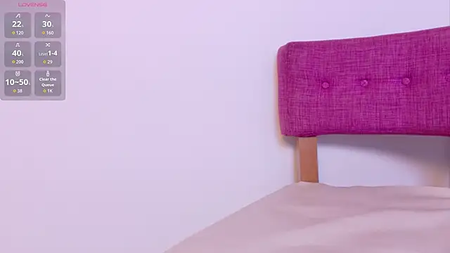 Snapshot of KITY_HILL chatting on December 2, 2025, 5:09 am KITY HILL online show from December 2, 2025, 5:09 am