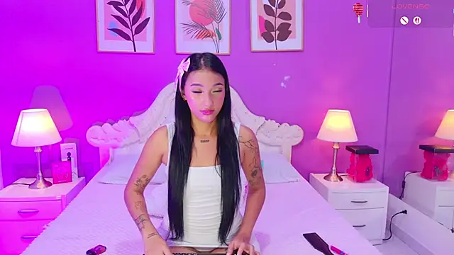 Snapshot of SamantaKane chatting on February 12, 2026, 4:23 am SamantaKane online show from February 12, 2026, 4:23 am