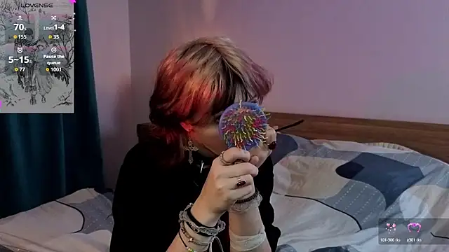 Snapshot of TaiteBeat chatting on October 5, 2025, 5:58 pm TaiteBeat online show from October 5, 2025, 5:58 pm