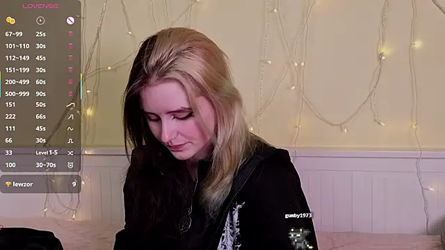 PortiaHedge online show from December 5, 2025, 6:39 pm