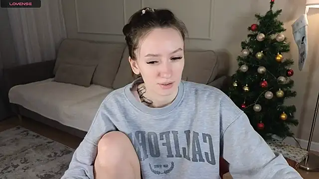 cutienaughtygirl online show from January 9, 2026, 7:15 am