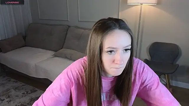 cutienaughtygirl online show from April 5, 2026, 3:13 am