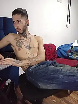 Tattoboy19cm online show from July 13, 2026, 11:15 pm