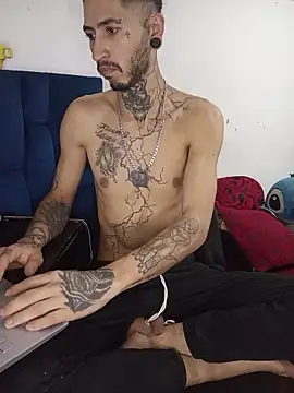 Tattoboy19cm online show from July 10, 2026, 4:40 pm