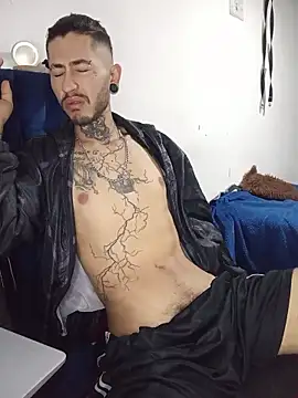 Tattoboy19cm online show from July 3, 2026, 9:10 pm