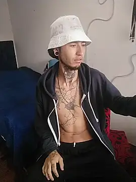 Tattoboy19cm online show from February 23, 2026, 1:55 pm