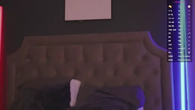 MiuMiuSasha online show from October 5, 2025, 7:59 pm