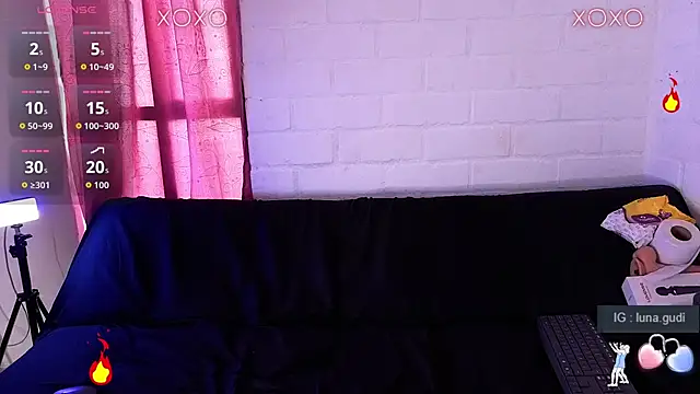 Snapshot of lunagudis chatting on January 7, 2026, 3:06 pm lunagudis online show from January 7, 2026, 3:06 pm