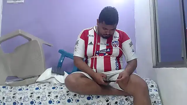 Snapshot of milan_sofia69 chatting on October 26, 2025, 1:17 am milan sofia69 online show from October 26, 2025, 1:17 am