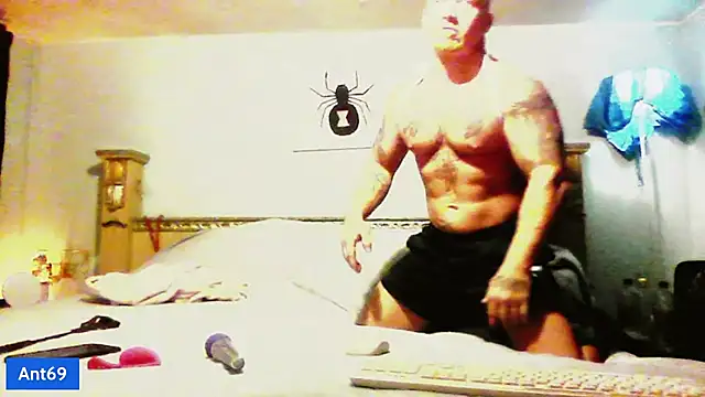 AntMeich6969 online show from October 6, 2025, 2:02 am