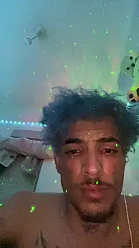 Snapshot of luluycoco chatting on October 29, 2025, 1:59 am luluycoco online show from October 29, 2025, 1:59 am