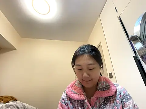 Snapshot of xena0501 chatting on December 15, 2025, 8:20 am xena0501 online show from December 15, 2025, 8:20 am