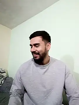 Snapshot of Maximiliano444 chatting on September 29, 2025, 3:24 am Maximiliano444 online show from September 29, 2025, 3:24 am