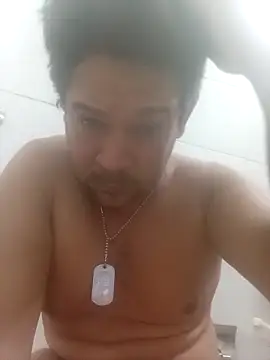 Snapshot of Corazon_1994 chatting on April 10, 2026, 11:12 pm Corazon 1994 online show from April 10, 2026, 11:12 pm