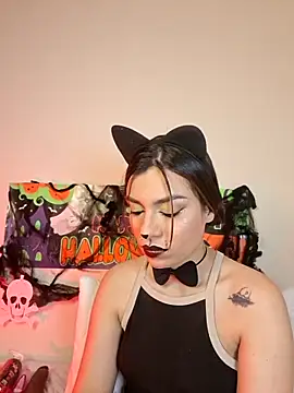 Snapshot of AmaiaSalvatore chatting on October 29, 2025, 11:14 pm AmaiaSalvatore online show from October 29, 2025, 11:14 pm