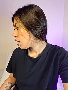 Snapshot of AmaiaSalvatore chatting on November 30, 2025, 8:53 pm AmaiaSalvatore online show from November 30, 2025, 8:53 pm