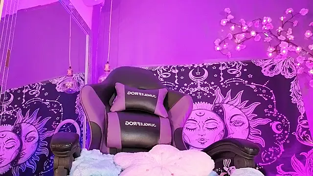 Gaia Gatex online show from February 12, 2026, 1:00 pm