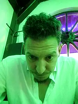 ARTANIS20 online show from September 19, 2025, 6:23 pm