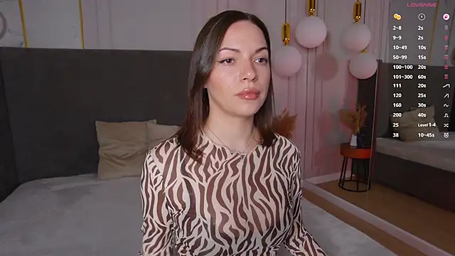 Snapshot of LollaSpencer chatting on April 6, 2026, 4:19 pm LollaSpencer online show from April 6, 2026, 4:19 pm