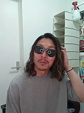 specialz0831 online show from April 21, 2026, 12:34 pm