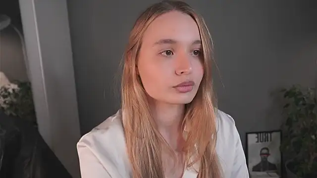 Snapshot of lisa_schiele chatting on November 23, 2025, 8:41 pm lisa schiele online show from November 23, 2025, 8:41 pm