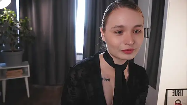 Snapshot of lisa_schiele chatting on October 14, 2025, 5:19 am lisa schiele online show from October 14, 2025, 5:19 am