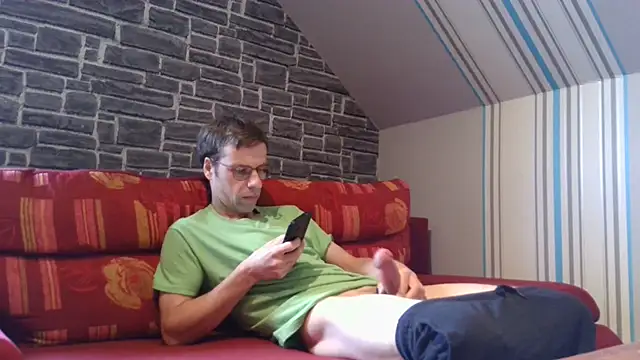 Snapshot of vers92_seb chatting on October 12, 2025, 8:48 am vers92 seb online show from October 12, 2025, 8:48 am