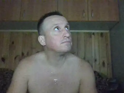 Snapshot of Maksymilian1 chatting on October 7, 2025, 7:15 pm Maksymilian1 online show from October 7, 2025, 7:15 pm