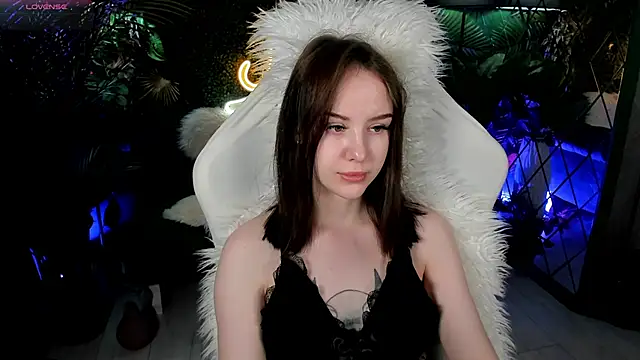 MarySparkle online show from November 15, 2025, 3:21 am