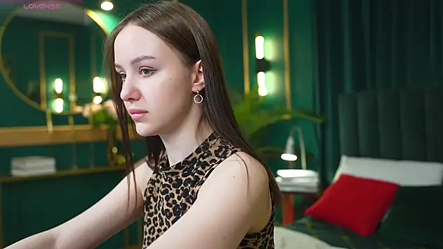 MarySparkle online show from April 14, 2026, 4:28 am