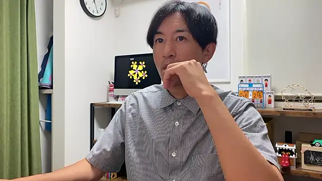 Snapshot of Bonz_Buonz chatting on September 14, 2025, 2:28 pm Bonz Buonz online show from September 14, 2025, 2:28 pm