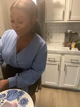 Snapshot of Juicystorm chatting on October 10, 2025, 5:36 pm Juicystorm online show from October 10, 2025, 5:36 pm