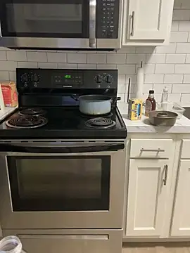 Snapshot of Juicystorm chatting on November 27, 2025, 5:57 pm Juicystorm online show from November 27, 2025, 5:57 pm