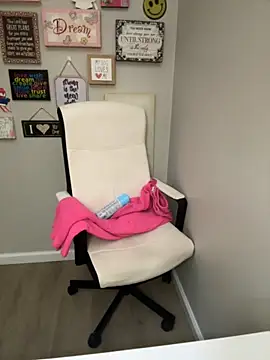 Snapshot of Juicystorm chatting on October 7, 2025, 3:07 am Juicystorm online show from October 7, 2025, 3:07 am