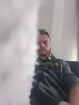 Snapshot of blueeyesss chatting on October 26, 2025, 2:06 pm blueeyesss online show from October 26, 2025, 2:06 pm