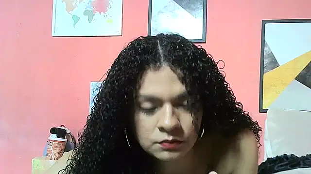 Cachinhospreto online show from February 17, 2026, 6:27 pm