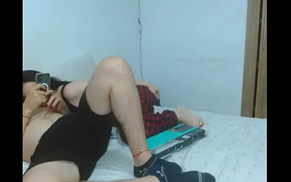 PlacerOcultoxxx online show from October 23, 2025, 12:53 am