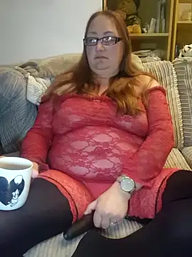 Luscious-LucyXX online show from April 10, 2026, 7:54 pm