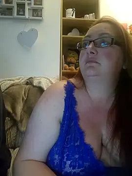 Snapshot of Luscious-LucyXX chatting on April 30, 2026, 8:05 pm Luscious-LucyXX online show from April 30, 2026, 8:05 pm