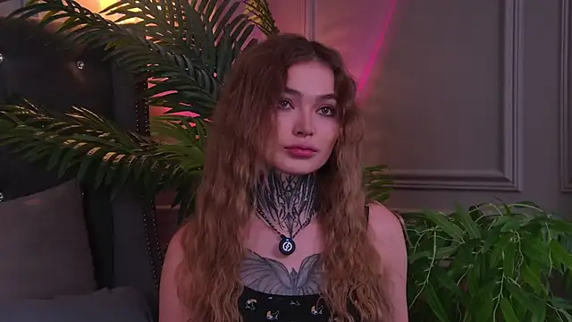 AriWild online show from June 18, 2026, 4:55 am