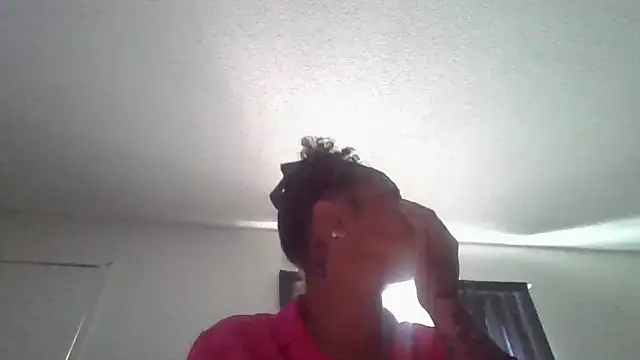 Snapshot of Flossee chatting on June 15, 2026, 5:34 pm Flossee online show from June 15, 2026, 5:34 pm