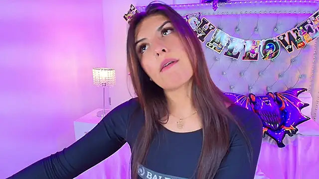 Snapshot of Ahilin_luther chatting on October 28, 2025, 12:00 am Ahilin luther online show from October 28, 2025, 12:00 am